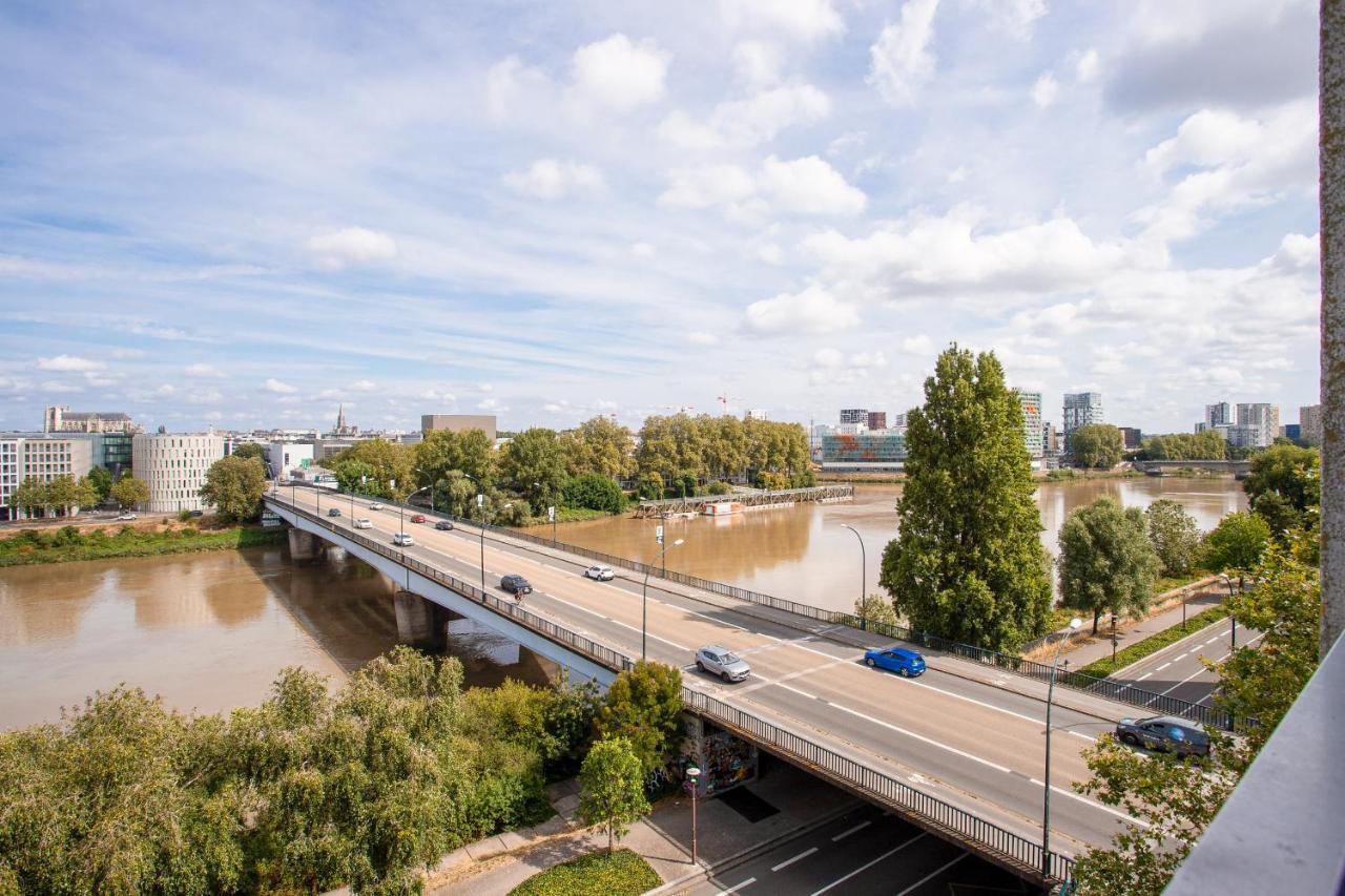 Apartamento Escapade Sur L'Ile De Nantes Avec Vue Sur La Loire Exterior foto